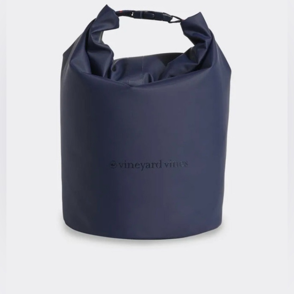 Vineyard Vines Blue Duffel On The Go Roll Top
Dry Bag